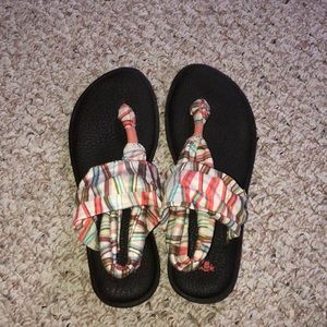 Sanuk Clothe Sandals